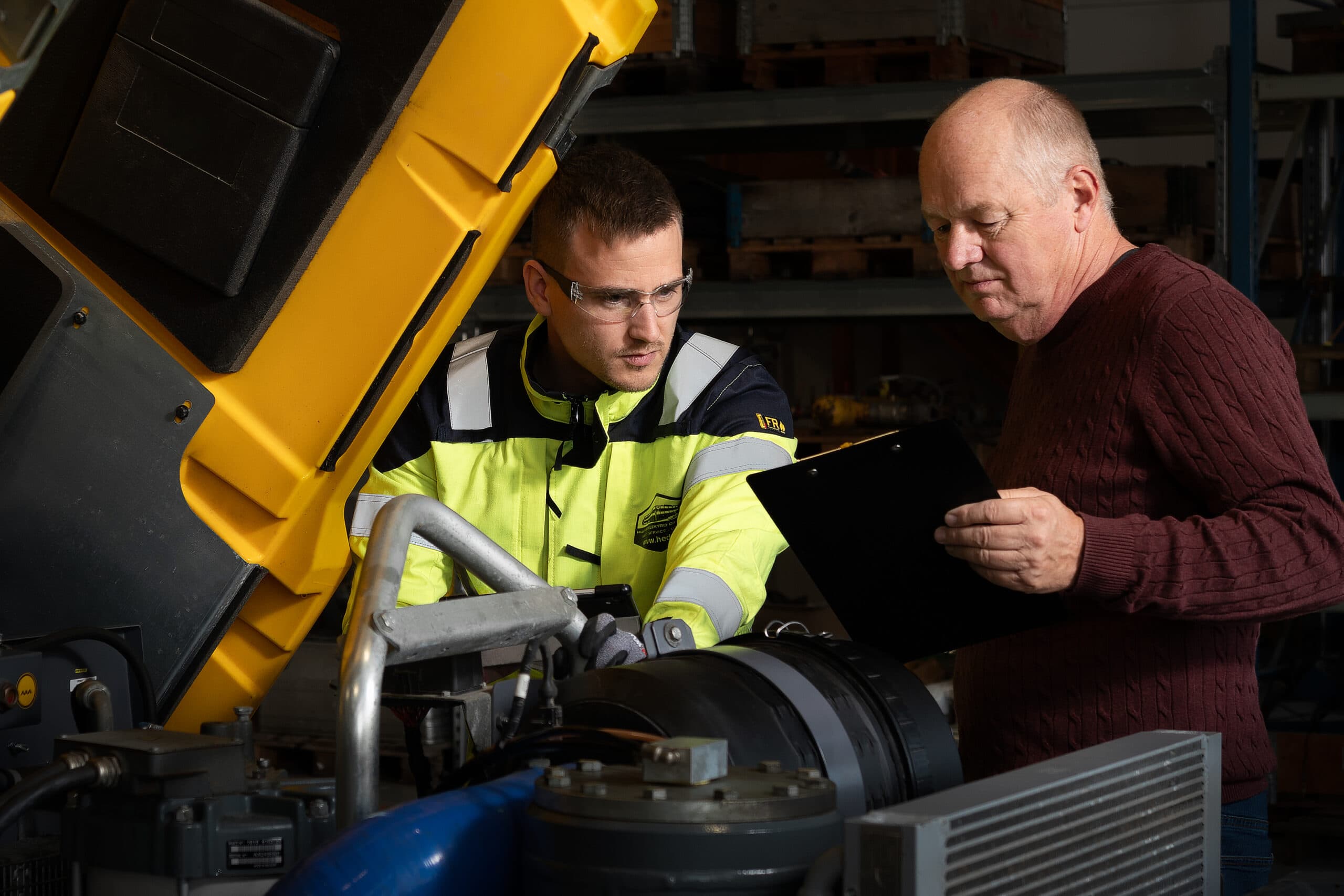 HED tar service på transportabel kompressor